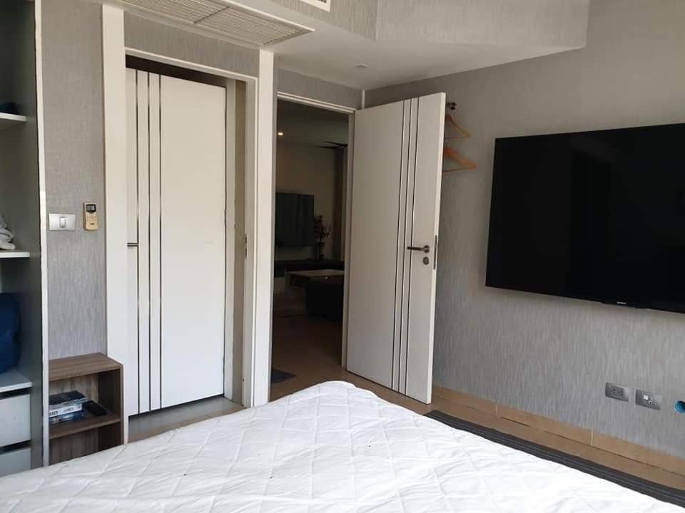 Centara Avenue 2 Bedrooms Pool View Pattaya Bagian luar foto