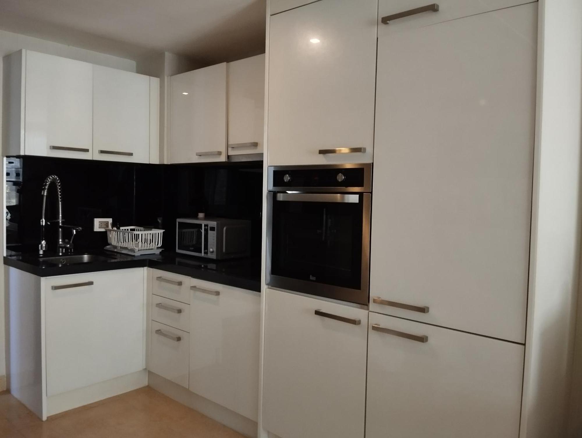 Centara Avenue 2 Bedrooms Pool View Pattaya Bagian luar foto